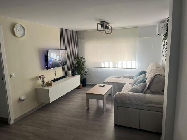 Planta baja en venta en Dos Hermanas, Arco Norte Avda España. Acogedor piso en Dos Hermanas, reformado y listo para entrar a vivir. Plantas bajas Dos.