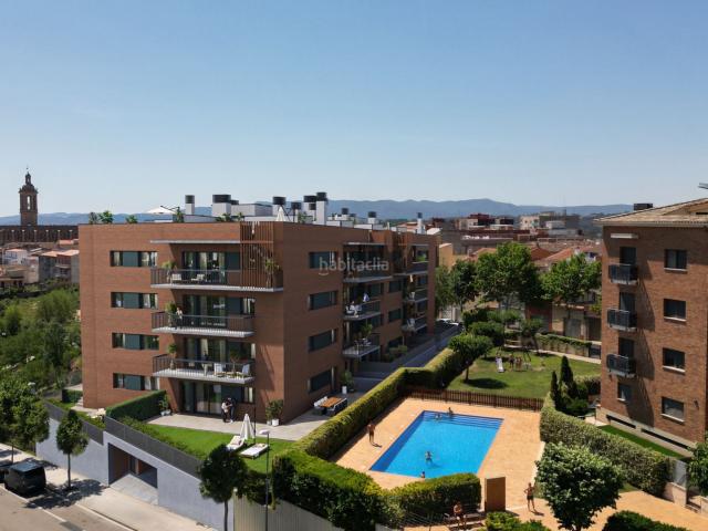 Planta baja en venta en Esparreguera, Nucli Urbà. Espectácular planta baja en venta. Plantas bajas.