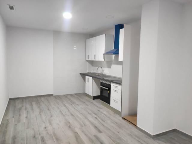 Planta baja en venta en Fuenlabrada, La Avanzada La Cueva. Plantas bajas.