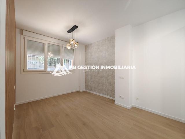 Planta baja en venta en Getafe, Juan de la Cierva. MB GESTIÓN INMOBILIARIA VENDE VIVIENDA A ESTRENAR EN ZONA JUAN DE LA CIERVA DE GETAFE !. Plantas bajas.