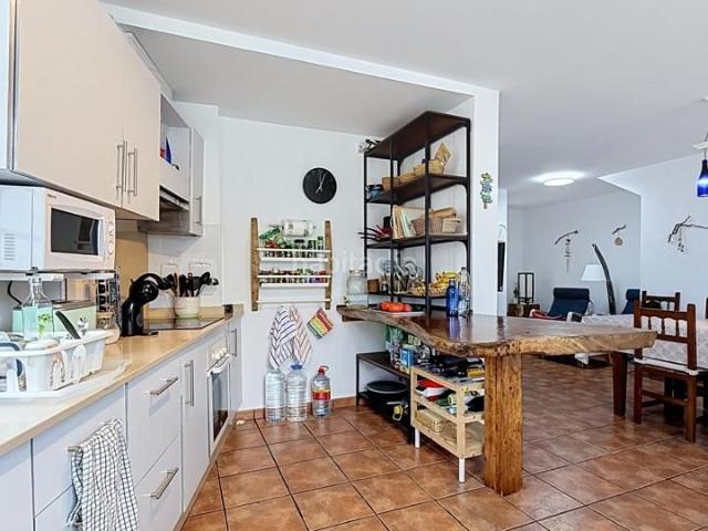 Planta baja en venta en Haría, Arrieta. APARTAMENTO A 50 METROS DEL MAR EN ARRIETA. Plantas bajas.