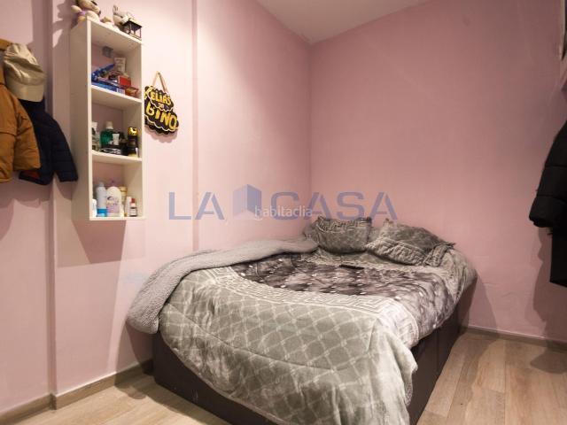 Planta baja en venta en Hospitalet de Llobregat L´, Collblanc. Piso en venta en Calle de Graner. Plantas bajas Hospitalet de Llobregat.