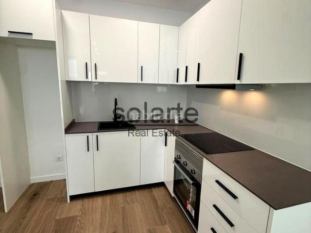 Planta baja en venta en Hospitalet de Llobregat L´, La Torrassa. Vivienda reformada con dos terrazas privadas en excelete ubicación. Plantas bajas Hospitalet de Llobregat.