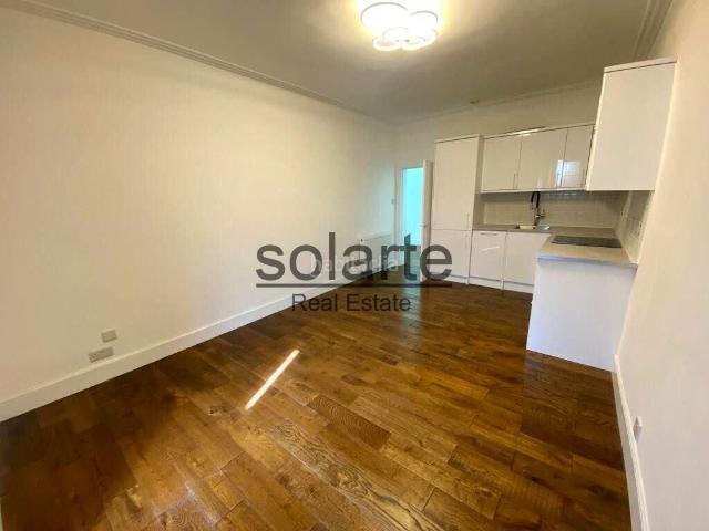 Planta baja en venta en Hospitalet de Llobregat L´, La Torrassa. Vivienda reformada con dos terrazas privadas en excelete ubicación. Plantas bajas Hospitalet de Llobregat.