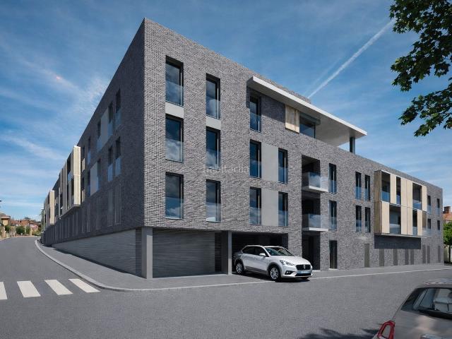 Planta baja en venta en Llagostera. Plantas bajas.