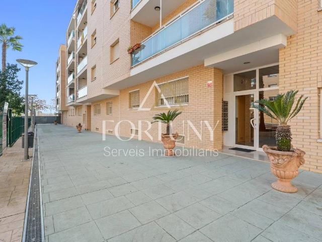 Planta baja en Venta en Migjorn