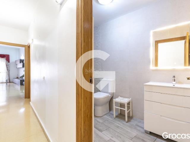 Planta baja en venta en Molins de Rei. PLANTA BAJA CON TERRAZA EN EL CENTRO. Plantas bajas Molins de.