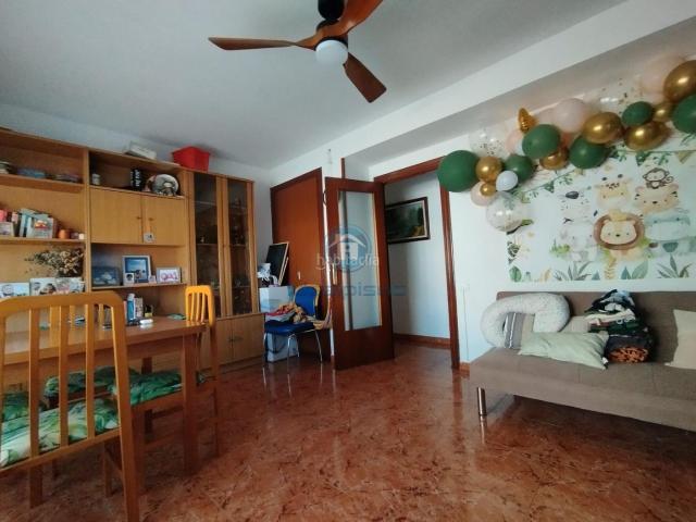 Piso en venta en Mutxamel, Centro. ENTREPLANTA EN AVENIDA DE GRAN VIA VALENCIA MUTXAMEL. Pisos.