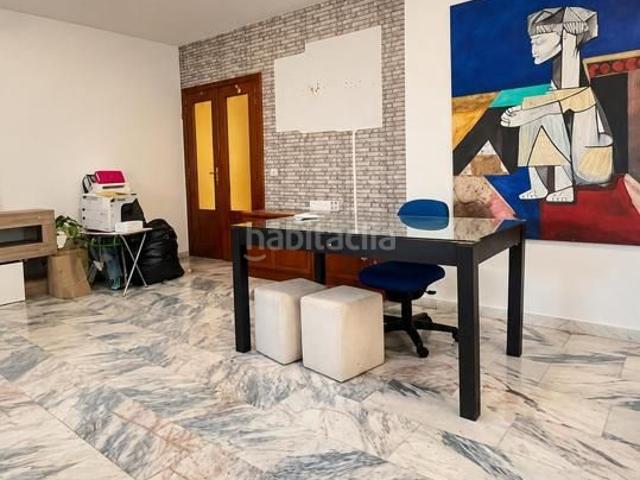 Planta baja en venta en Olivenza. SE VENDE PISO DE 3 HABITACIONES CON TERRAZA LAVADERO EN OLIVENZA. Plantas bajas.