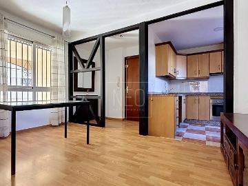 Planta baja en Venta en Poniente