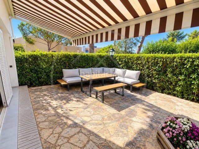 Planta baja en venta en Platja d´Aro, Los Pinos Politur Costa Brava. Planta baja reformado con terraza de 24 m² en Politur. Plantas bajas Platja.