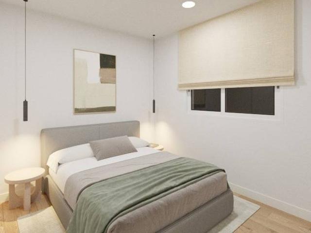Planta baja en Venta en Plaza Castelar Mercado Central