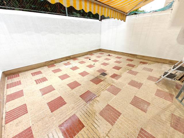 Planta baja en venta en Premià de Mar, Zona Alta. Bajos con Gran Patio. Plantas bajas Premià de.