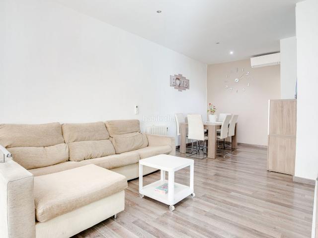 Planta baja en venta en Sant Adrià de Besòs, Sant Adrià Nord. Fantástica planta baja reformada. Plantas bajas Sant Adrià de.