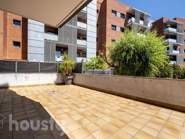 Planta baja en venta en Sant Cugat del Vallès, Turó de Can Mates. Plantas bajas Sant Cugat del.