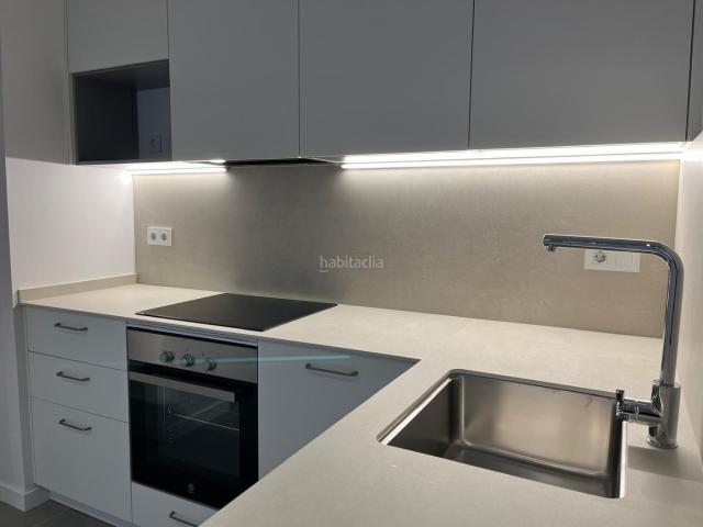 Planta baja en venta en Sabadell, Creu Alta. PLANTA BAJA de 2 HABITACIONES NUEVA A ESTRENAR EN EL CORAZÓN DE LA CREU ALTA. Plantas bajas.