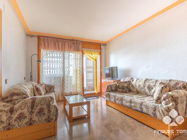 Planta baja en venta en Calafell, L´Estany Costa Dorada. Planta baja con amplia terraza en segunda línea de mar en Mas Mel, Calafell. Plantas bajas.