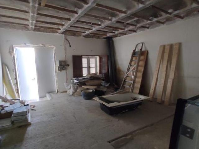 Planta baja para terminar a tu gusto en Porto Cristo a escasos metros del mar