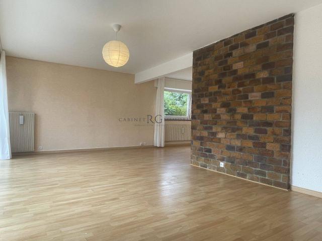 PLAPPEVILLE Maison individuelle de 170 m² avec grand jardin