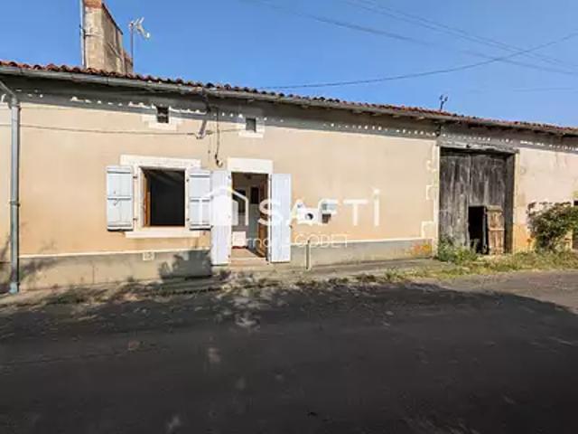 Pleuville 16490 Achat / Vente maison 3 pièces t3