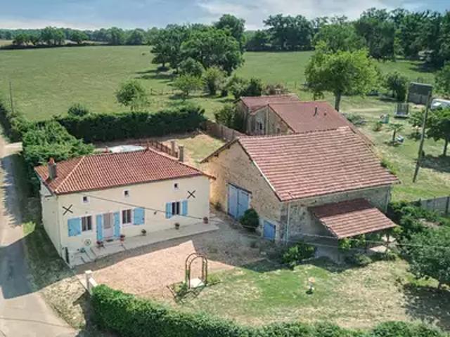 Pleuville 16490 Achat / Vente maison