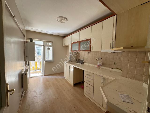 Plevne Mah. 3+1 Ara Katta Yapılı Salon Bağımsız Daire