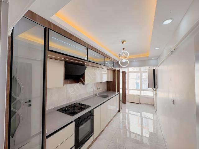 Plevne Mah. 3+1 Katta Full Ultra Lüks Yapılı Türk Hamamlı Daire
