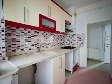 Plevne Mahalesinde Ara Katta Bağımsız *yapılı 2+1 Kiralık Dairee