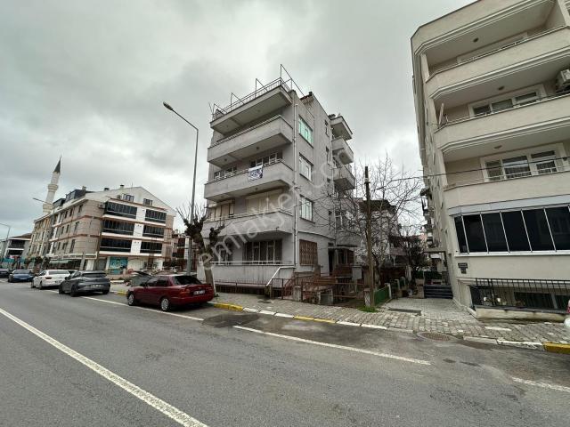 Plevne Mahallesi Cadde Üzeri Mükemmel Konumlu Kiralık Daire