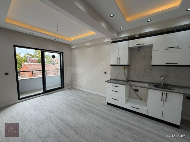 PLEVNE MAHALLESİ SATILIK 1+1 DAİRE CRESTOON PRIME GAYRİMENKUL