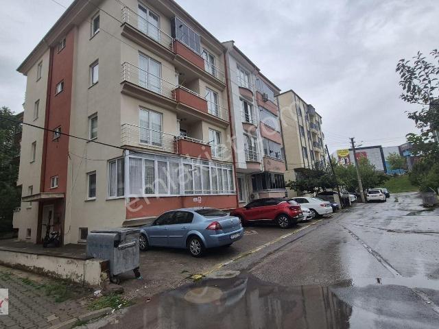 Plevne Mahallesinde Adliye Yakını 2+0 Kiralık Daire