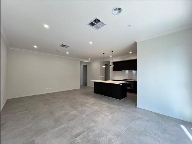 Pleasant 4 Bedroom Family Home in Peaceful Greenvale