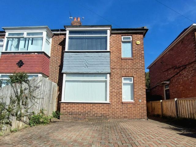 Pleasant 2 bed home in Blakelaw just £680pcm