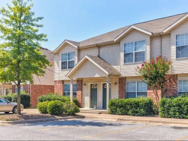 Pleasant Woods Townhomes 2 Bedroom Apartment for Rent at W Pleasant Woods Dr, Fayetteville, AR 72703