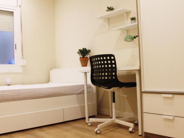 Pleasant double bedroom in L'Esquerra de l'Eixample