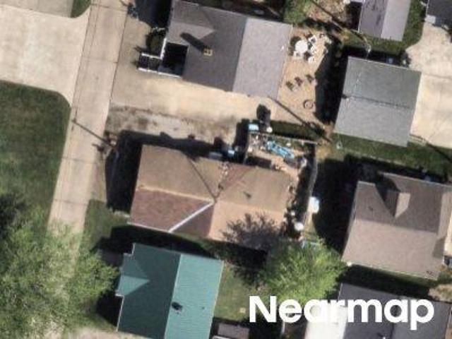Pleasant St