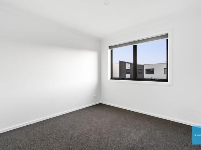 Please contact catie@sweeneyea.com.au for private inspections