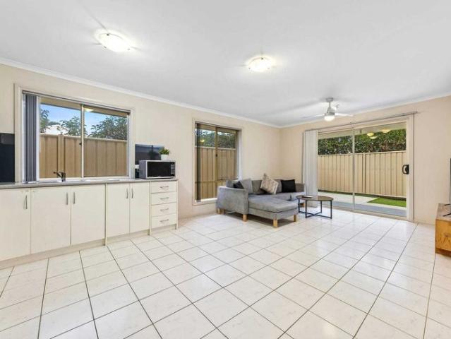Please apply via Tenantoptions.com.au Modern, Low Maintenance Living with Outdoor Entertaining