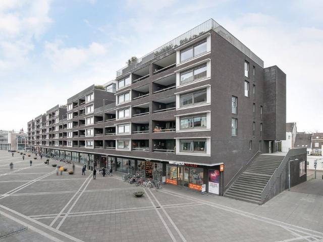 Plein 1992, 40, Maastricht