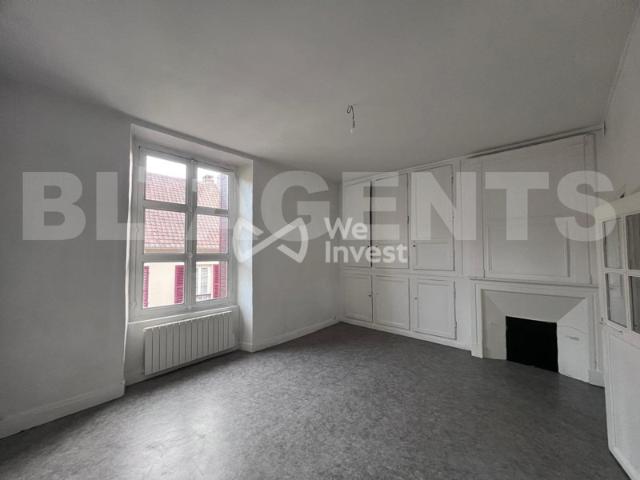 Plein centre ville de saint Arnoult, très beau Duplex 4 pièces