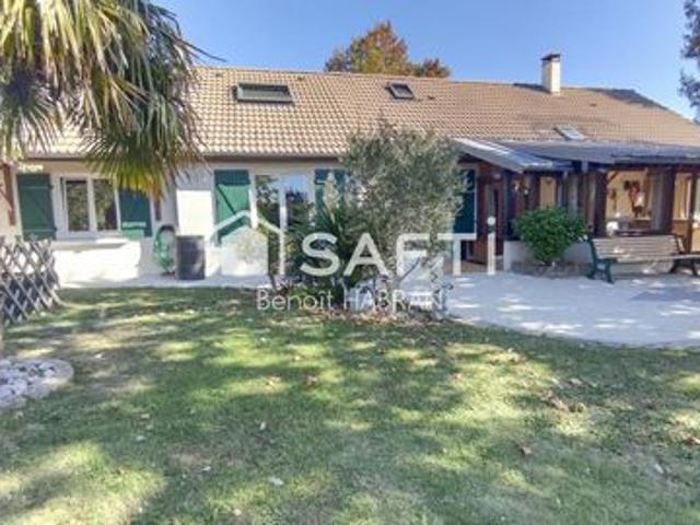 Maison familiale, 5 chambres et jardin paysager