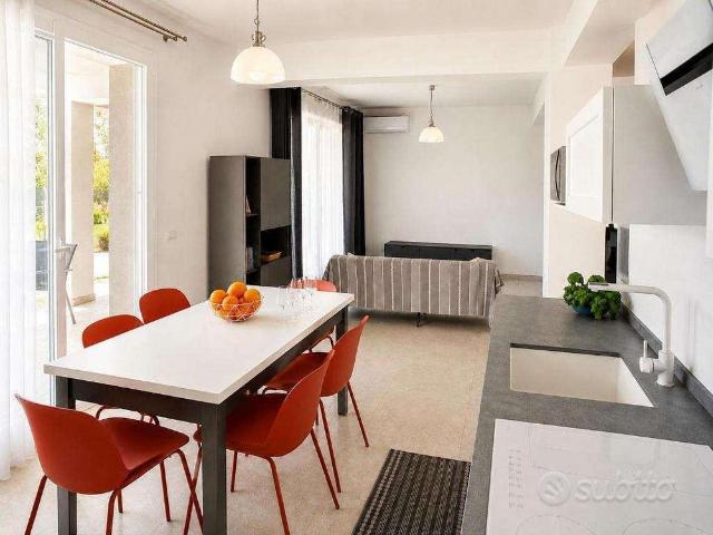 PLEMMIRIO PRESTIGIOSA VILLA CON PISCINA PER TRAS