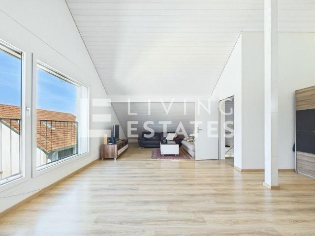 PLENTY OF SPACE FOR THE WHOLE FAMILY IN A TOP LOCATION