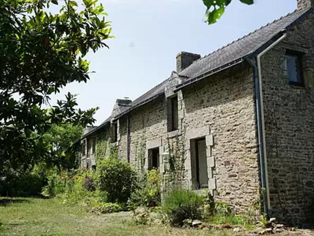 Pluvigner 56330 Achat / Vente maison 17 pièces t17 au dernier étage