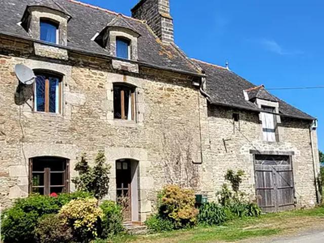 Plumaudan 22350 Achat / Vente maison 4 pièces t4 au dernier étage
