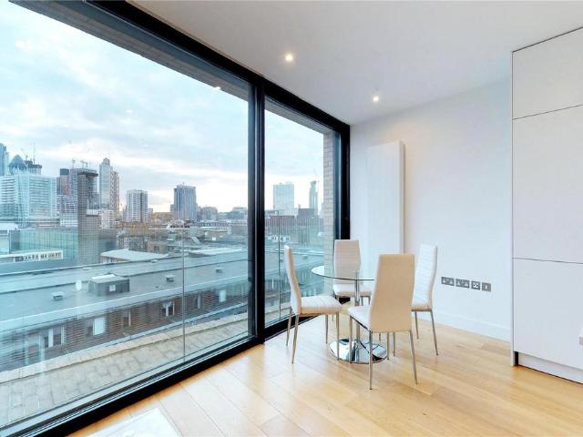 Plumbers Row, Whitechapel, London, E1 2 bed flat to rent £3,000 pcm £692 pw
