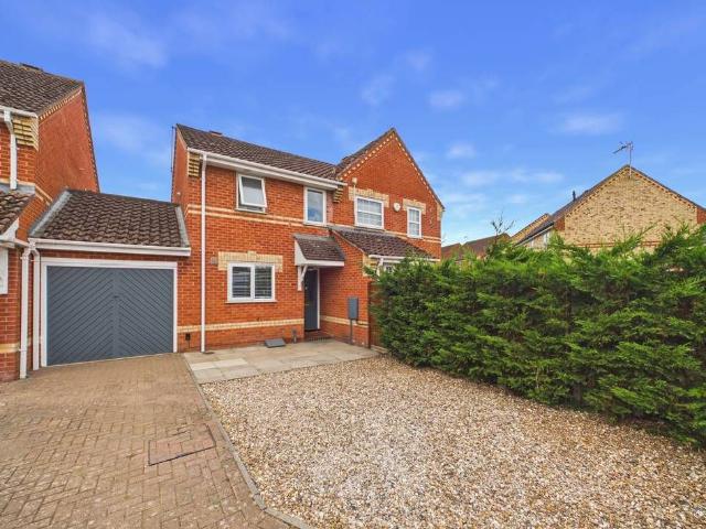 Plummers Dell, Great Blakenham, Ipswich, Suffolk IP6, 2 bed semi detached house to rent, £1,100 pcm | PrimeLocation