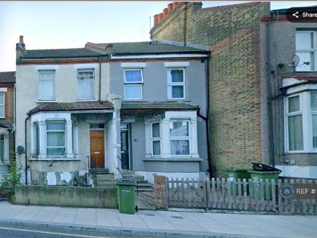 Plumstead Common Road, London, SE18 1 bed in a house share to rent £900 pcm £208 pw