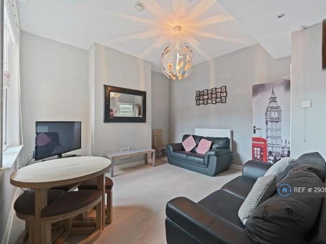 Plungington Road, Preston, PR2 5 bed terraced house to rent £519 pcm £120 pw