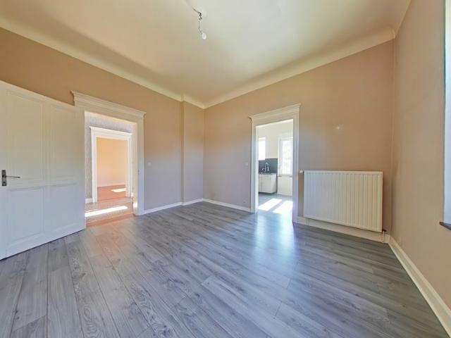 Plus de 300 m² de potentiel dans une authentique maison de maître à Uckange